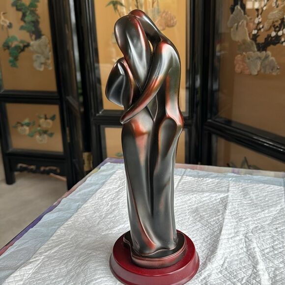 Herco gifts bronze tone young family baby figurine - Picture 3 of 6